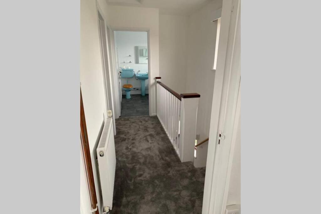 5 Bedroom House With Outdoor Space Upminster Luaran gambar