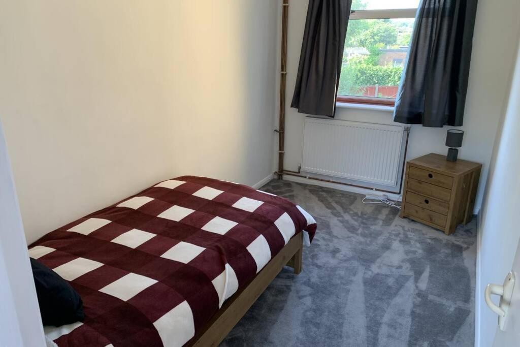 5 Bedroom House With Outdoor Space Upminster Luaran gambar